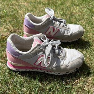 New Balance Gray and Pink Sneakers